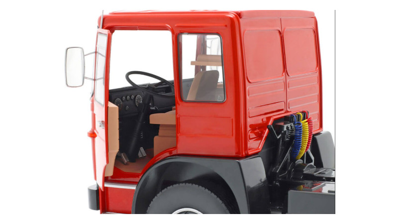 Camion 1604F7 - voiture miniature 1/1ème