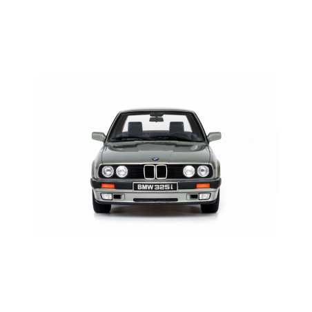 BMW 325i - voiture miniature 1/18ème