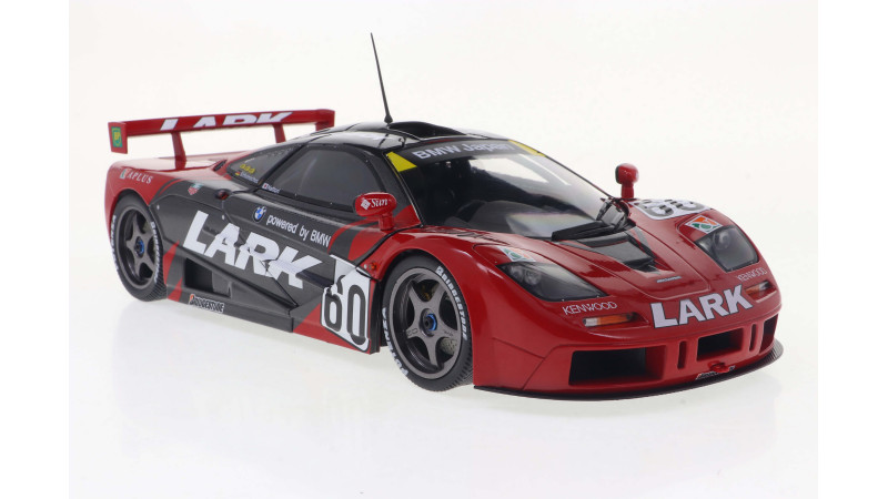 Solido 1804110 McLaren F1 GTR Short Tail – JGTC – 1996 – n°60 N.Hattori / R.Schumacher - profil avant droit