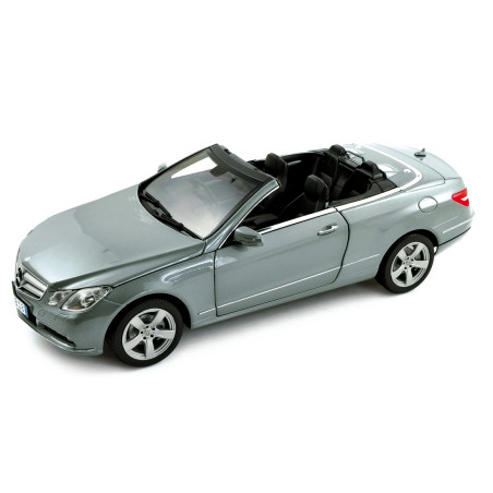 Norev 183541 Mercedes-Benz E500 cabriolet - top shot avant