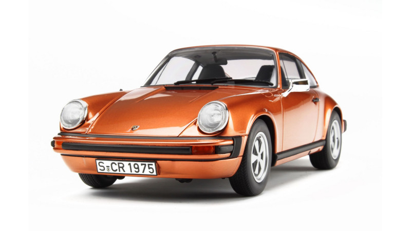 Porsche	911 Carrera 2,7 - voiture miniature 1/18eme