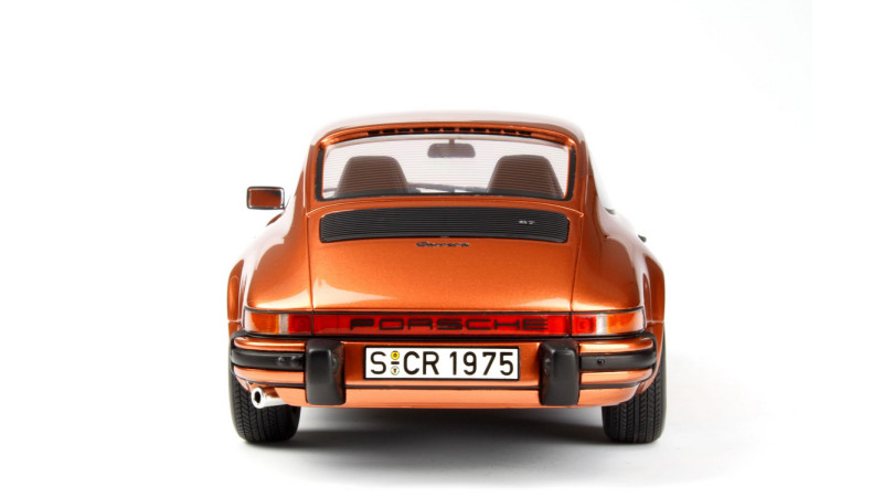 Porsche	911 Carrera 2,7 - voiture miniature 1/18eme