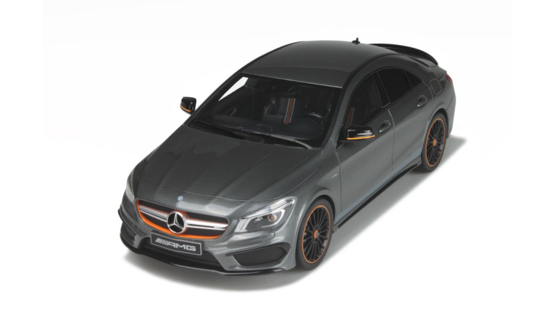 Mercedes benz AMG CLA 45 art edition - voiture miniature 1/18eme