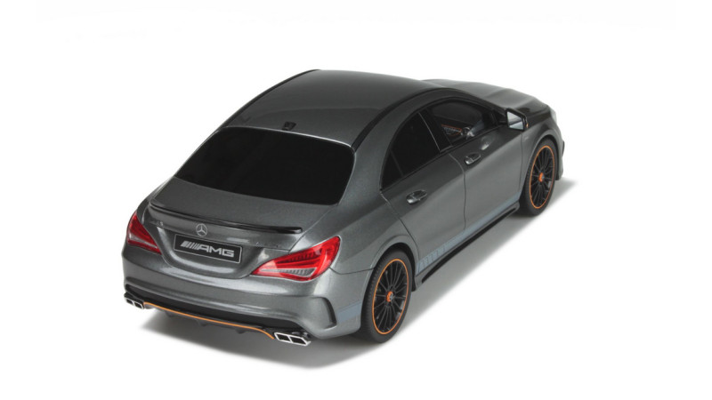 Mercedes benz AMG CLA 45 art edition - voiture miniature 1/18eme