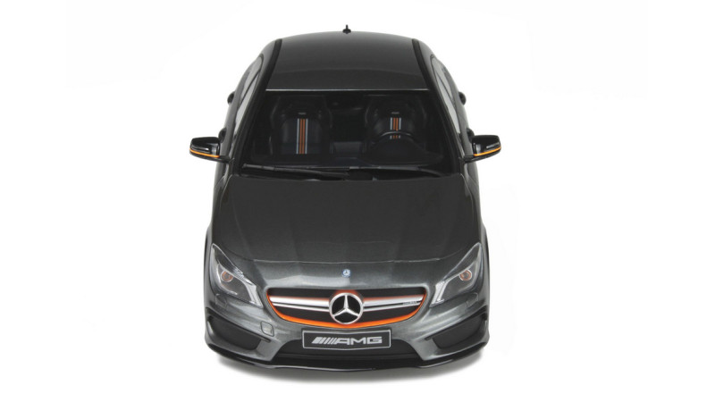 Mercedes benz AMG CLA 45 art edition - voiture miniature 1/18eme